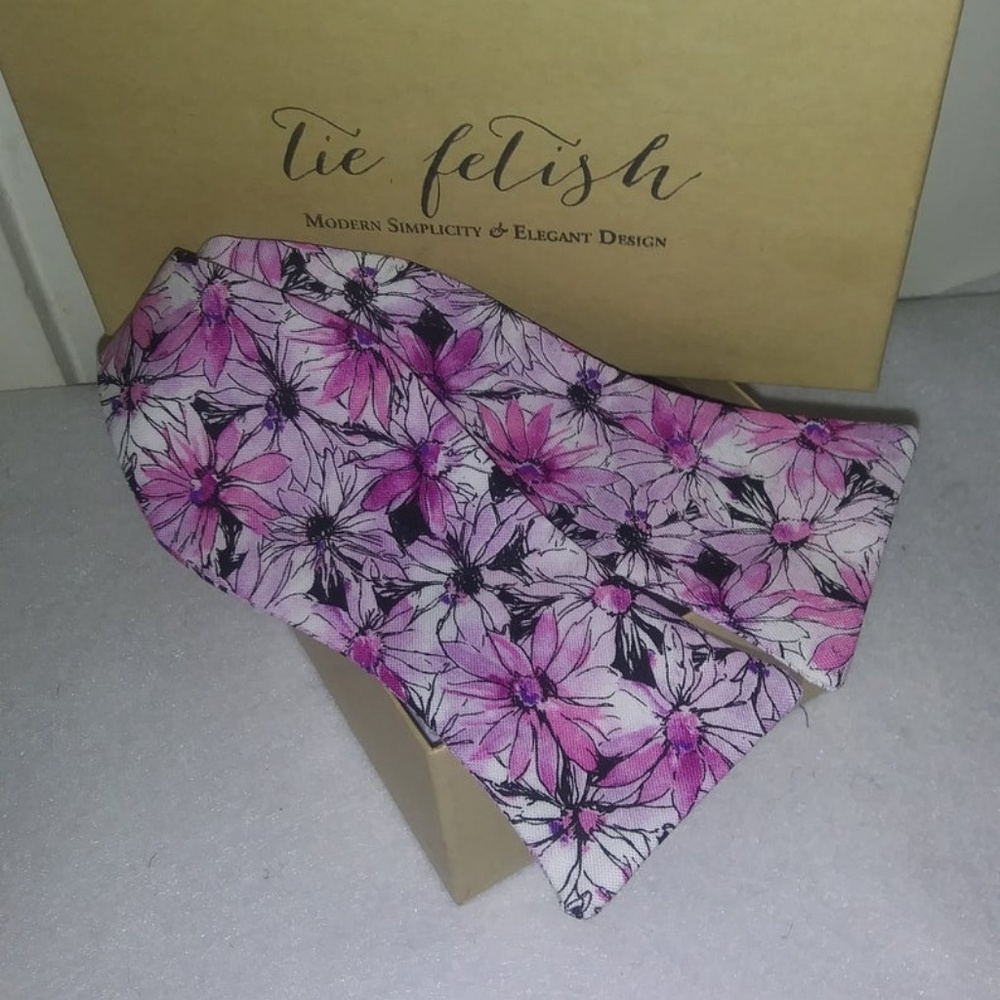 Purple and black floral bow tie